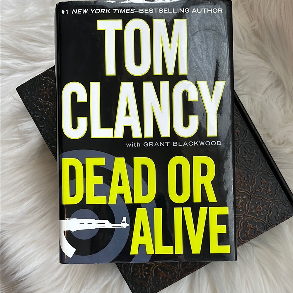 Tom Clancy 'Dead or Alive' Hardcover Book (Used)